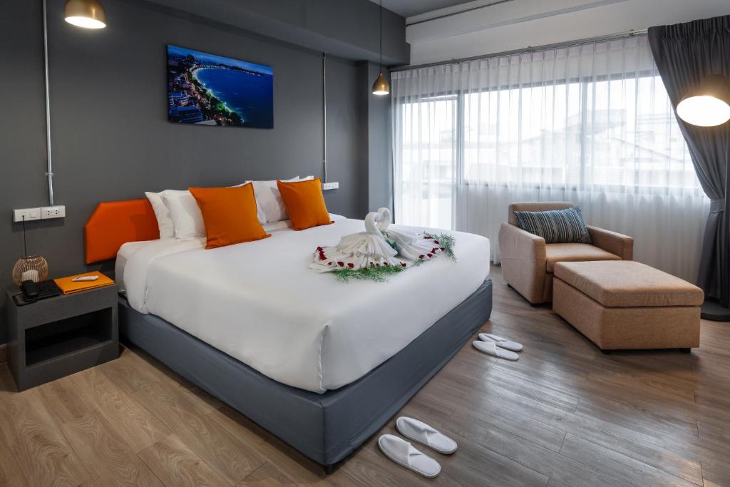 Deluxe Double or Twin Room with Sea View